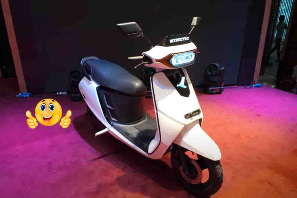 Kinetic DX Electric Scooter