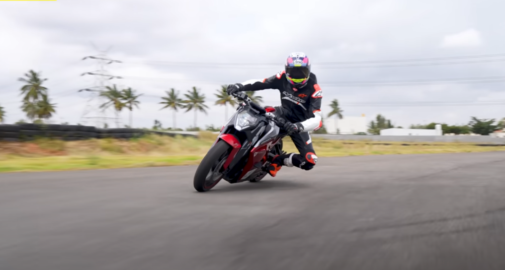 Ultraviolette F77 Super Street